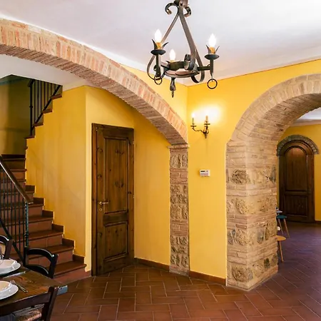 Holiday home Il Leccio San Gimignano