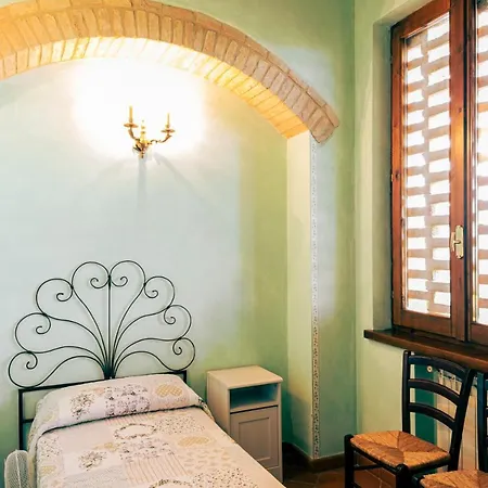 Holiday home Il Leccio San Gimignano